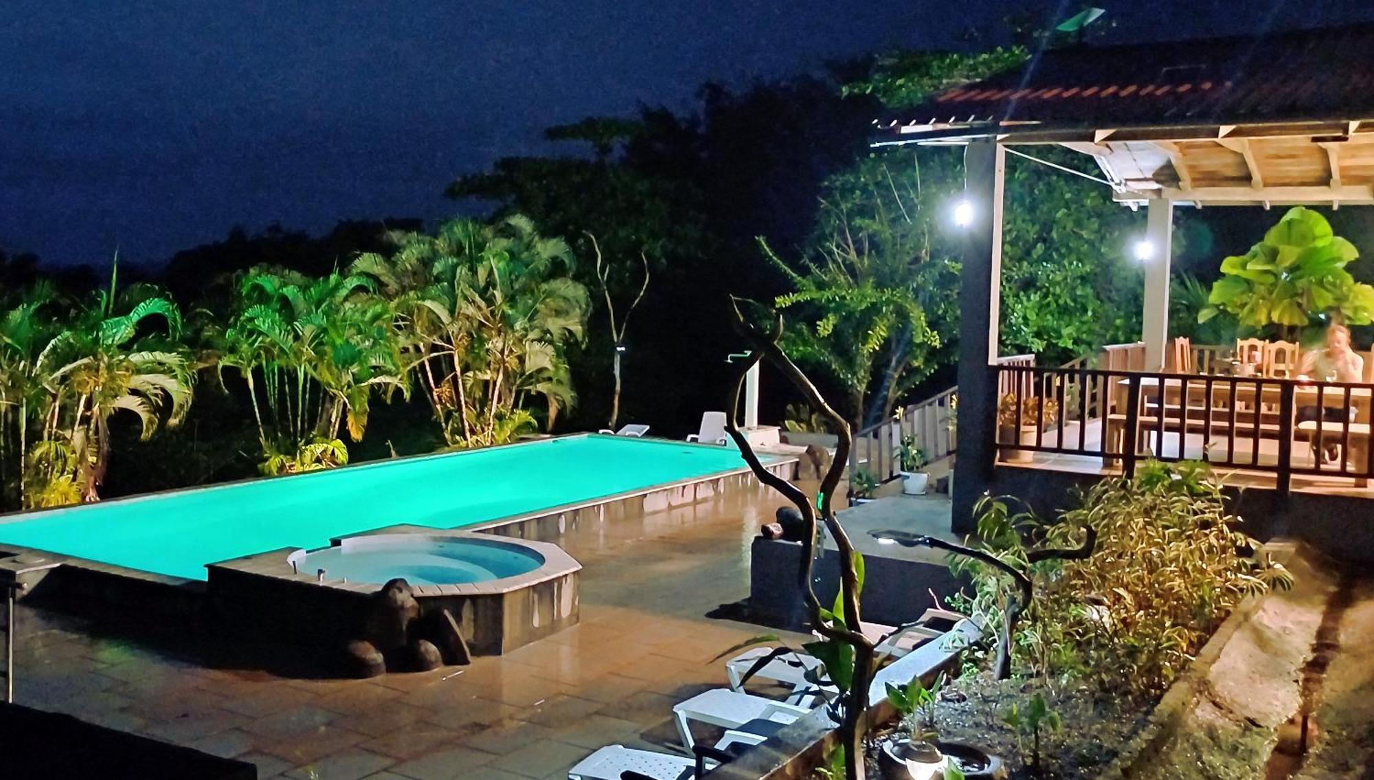 Punta Duarte Garden Inn Los Duarte エクステリア 写真