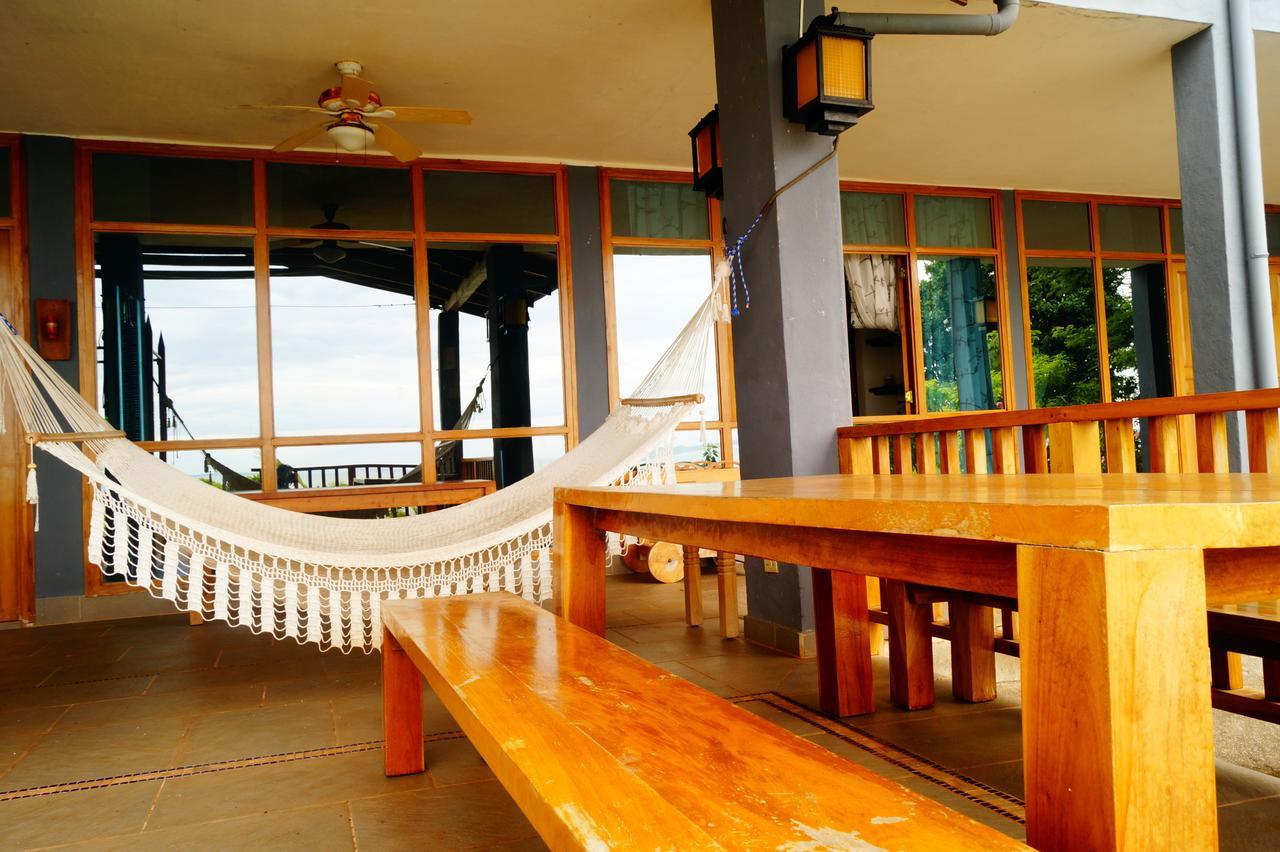Punta Duarte Garden Inn Los Duarte エクステリア 写真
